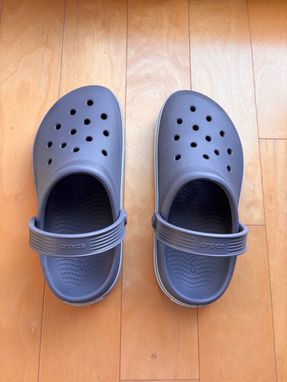 CROCS Kids Classic Clog in Gray
